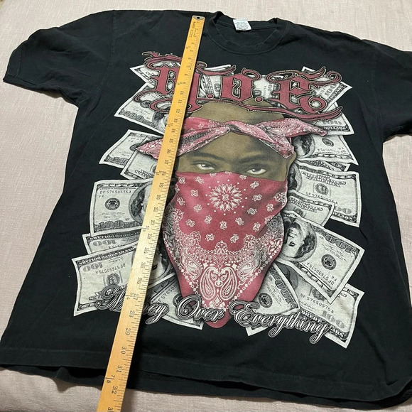 Vintage Tupac 2Pac Red Bandana Money Over Everything Graphic Tee Size 3XL Street - Picture 7 of 7
